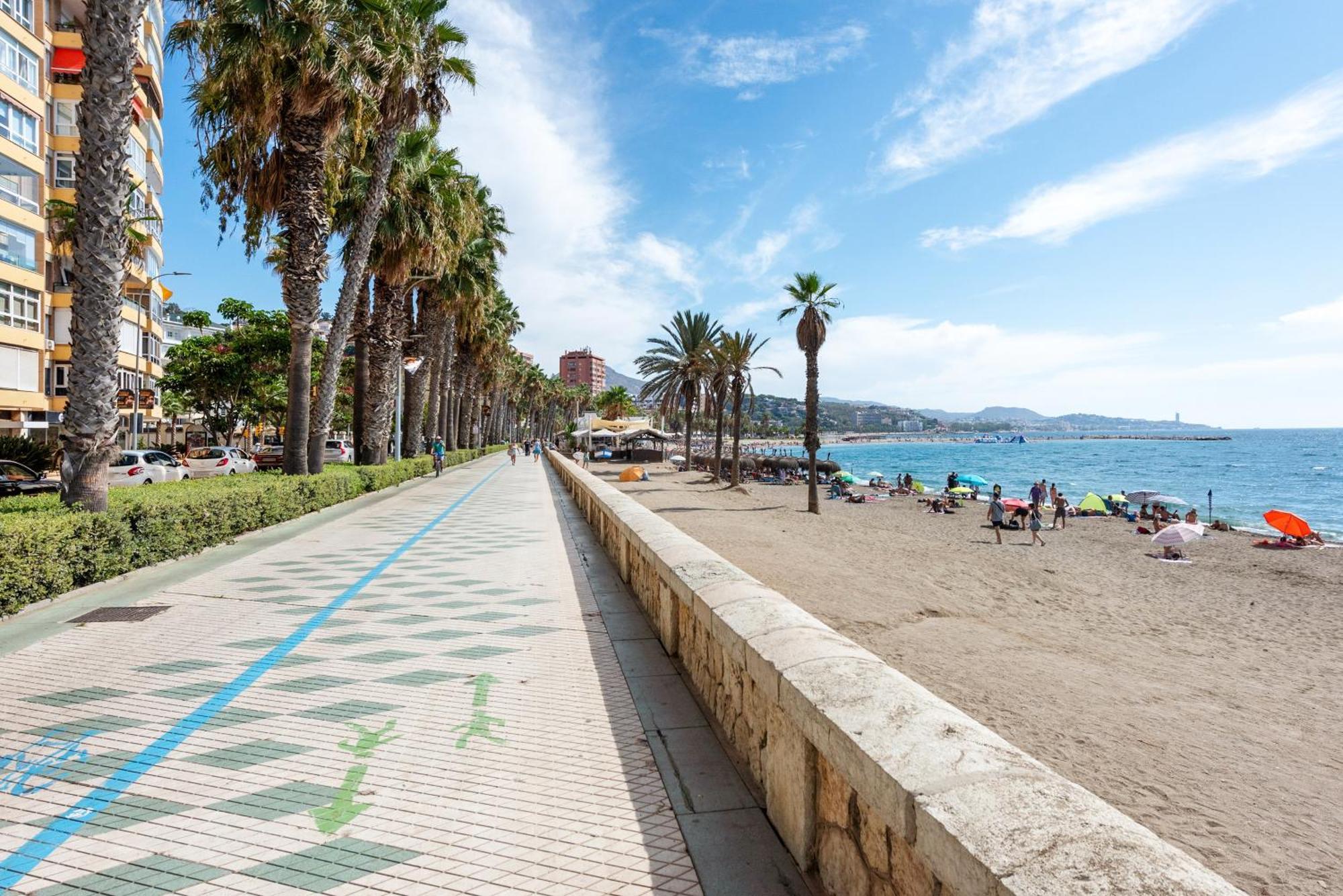 Urbanchicmalaga 2Bedroom Oasis In Historic Malaga Centre Bagian luar foto