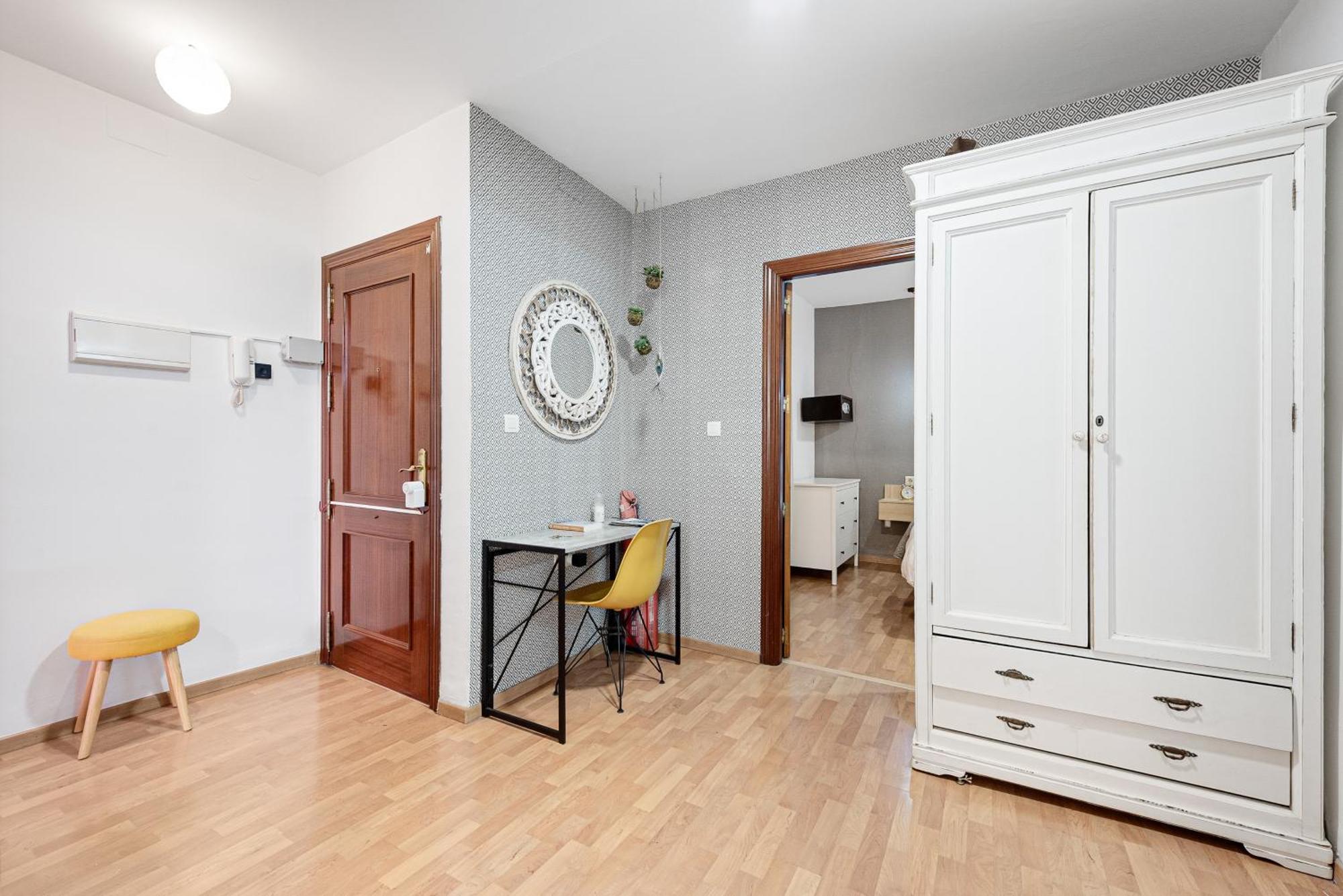 Urbanchicmalaga 2Bedroom Oasis In Historic Malaga Centre Bagian luar foto